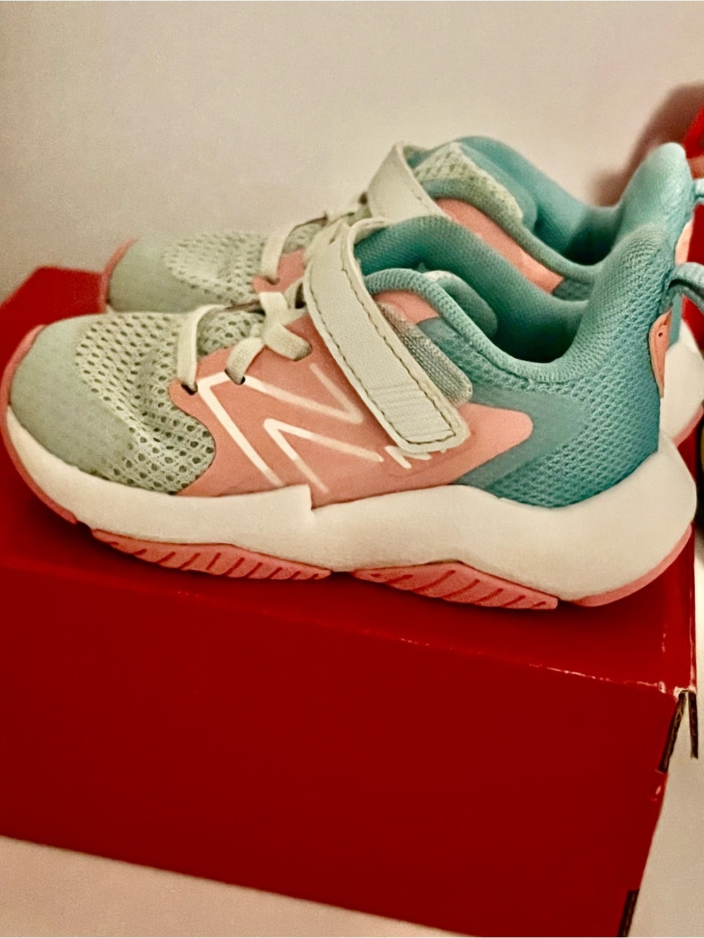 New Balance Kids Mint Green & Pink Athletic Sneaker